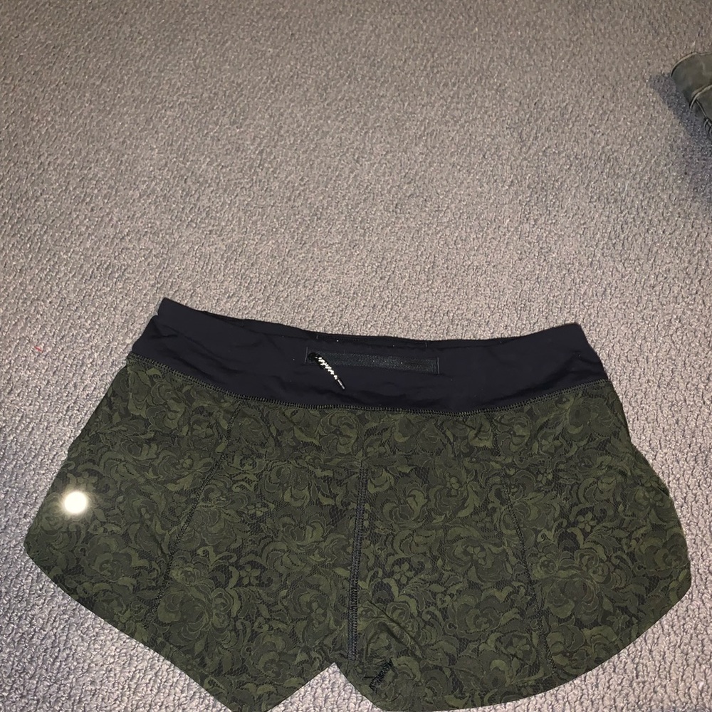 Lulu lemon running shorts